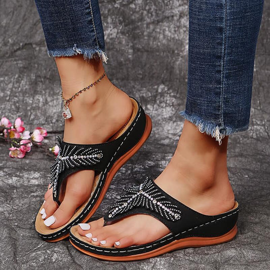 🔥2024 Women Casual Sandals, Crystal Rome Fashion Clip Toe Slippers