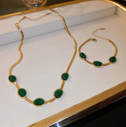 Emerald necklace bracelet